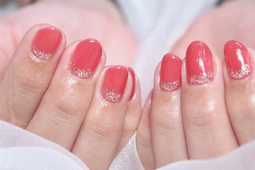 💅フレンチまたは根元ラメ